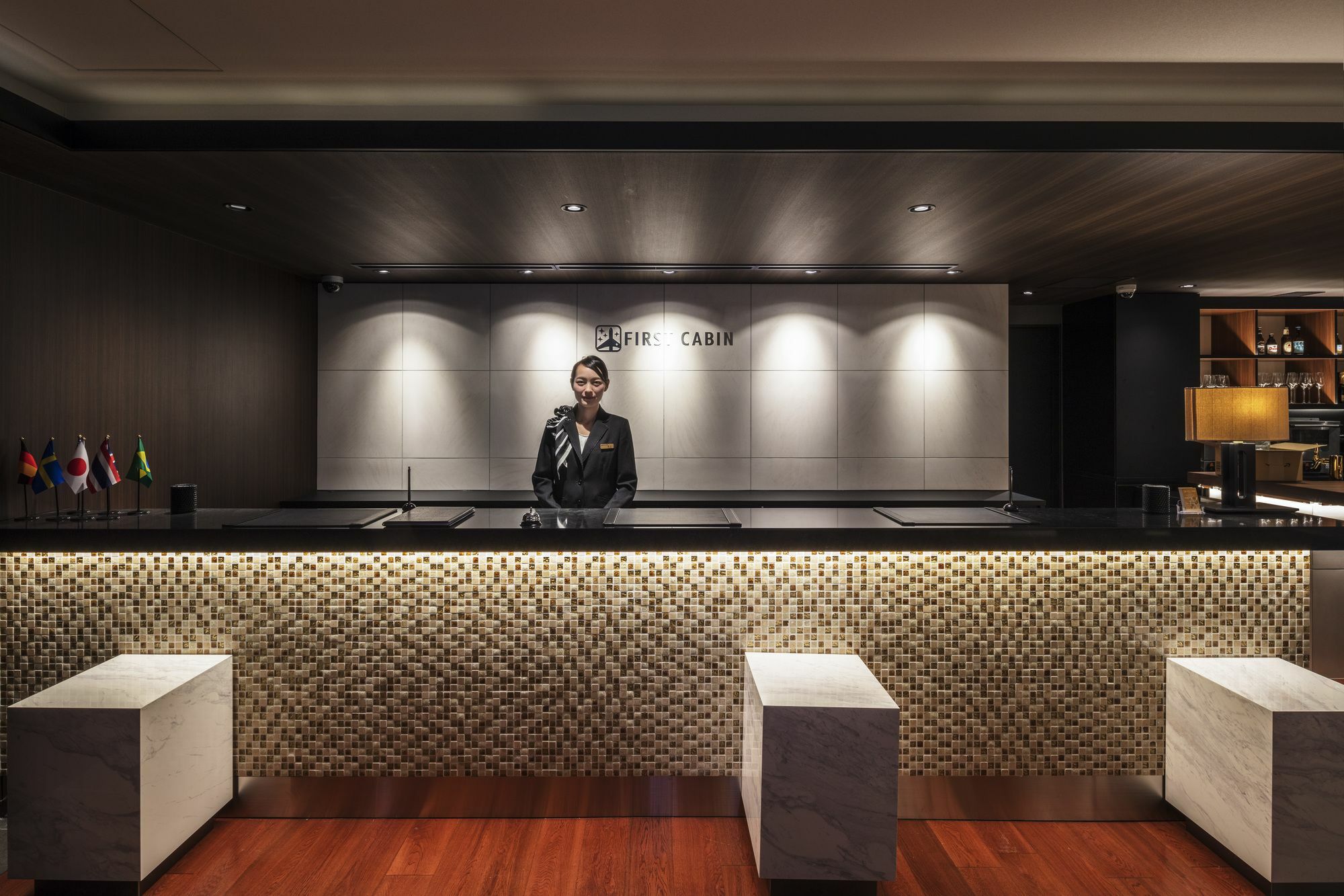 First Cabin Nishiazabu Tokyo prefektur Exteriör bild